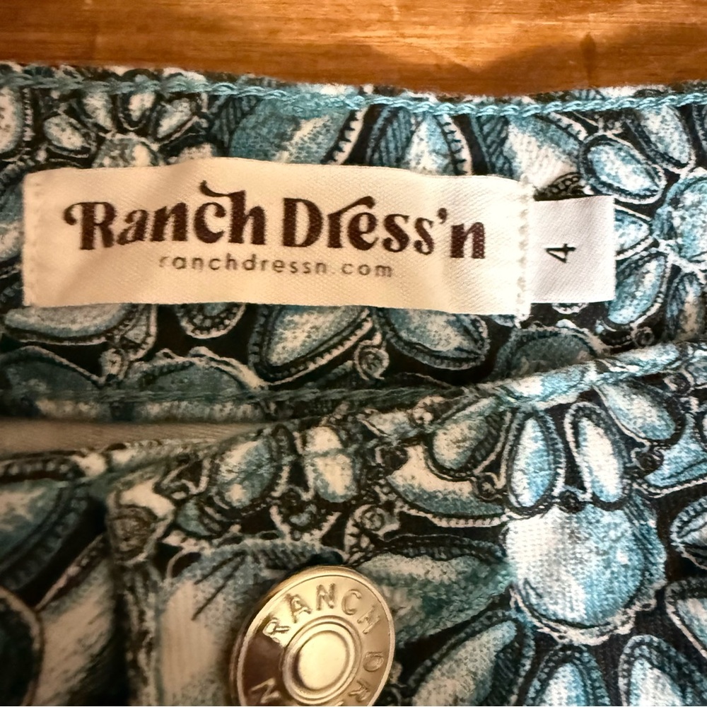 RANCH DRESS'N WOMEN'S SQUASH BLOSSOM PRINT SUPER FLARE JEANS size‎ 4 - Picture 3 of 6